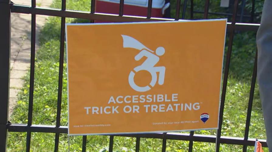 Accessible Trick or Treating Sign